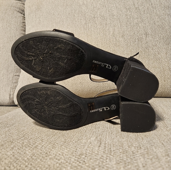 Block Heels - Picture 5 of 6